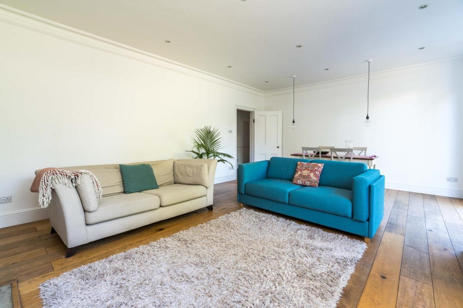 Fantastic 3 Bedroom Flat West Hampstead ลอนดอน ภายนอก รูปภาพ